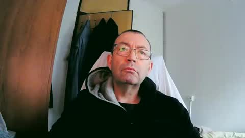 tolon408472 online show from 01.21.25