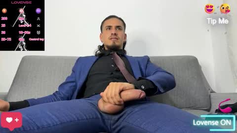 Snapshot of tom_blunt96 chatting on 10.22.25 TOM online show from 10.22.25