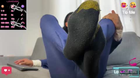 Snapshot of tom_blunt96 chatting on 11.05.25 TOM online show from 11.05.25