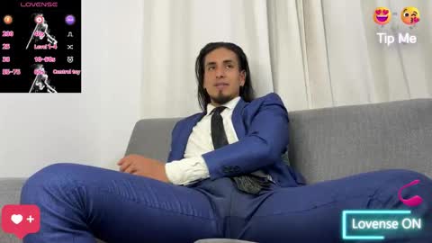 Snapshot of tom_blunt96 chatting on 11.06.25 TOM online show from 11.06.25