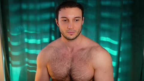 Tom online show from 04.01.26