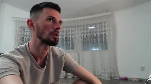 Snapshot of tom_michaelx chatting on 10.02.25 tom_michaelx online show from 10.02.25