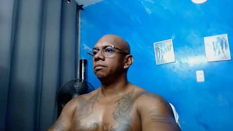 Snapshot of tom_miller chatting on 02.02.26 Tom Miller online show from 02.02.26