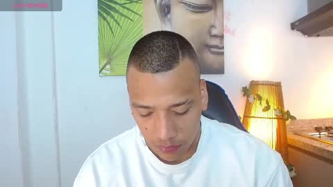 Snapshot of tom_muscle1 chatting on 12.26.24 Tom muscle1 online show from 12.26.24