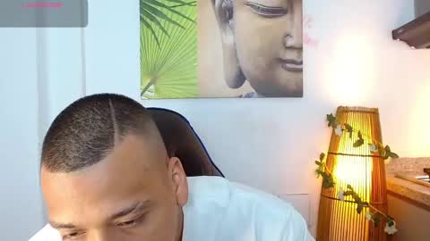 Snapshot of tom_muscle1 chatting on 12.26.24 Tom muscle1 online show from 12.26.24