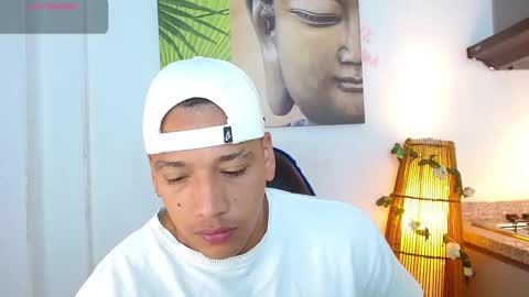 Snapshot of tom_muscle1 chatting on 12.27.24 Tom muscle1 online show from 12.27.24