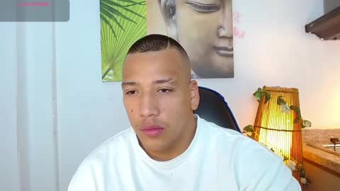 Snapshot of tom_muscle1 chatting on 12.29.24 Tom muscle1 online show from 12.29.24