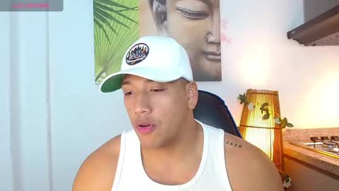 Snapshot of tom_muscle1 chatting on 01.09.25 Tom muscle1 online show from 01.09.25