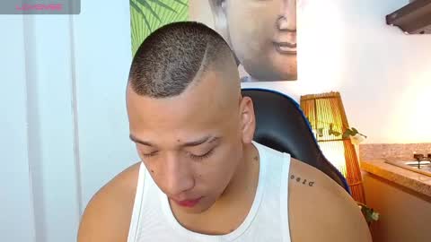 Snapshot of tom_muscle1 chatting on 01.18.25 Tom muscle1 online show from 01.18.25