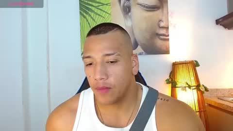 Snapshot of tom_muscle1 chatting on 01.19.25 Tom muscle1 online show from 01.19.25