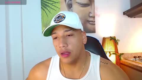 Snapshot of tom_muscle1 chatting on 01.21.25 Tom muscle1 online show from 01.21.25