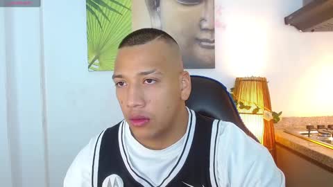 Snapshot of tom_muscle1 chatting on 01.25.25 Tom muscle1 online show from 01.25.25