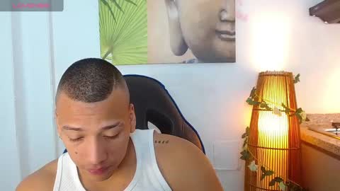 Snapshot of tom_muscle1 chatting on 01.26.25 Tom muscle1 online show from 01.26.25