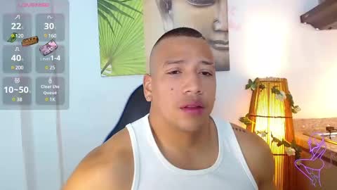 Snapshot of tom_muscle1 chatting on 02.11.25 Tom muscle1 online show from 02.11.25