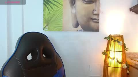 Snapshot of tom_muscle1 chatting on 02.16.25 Tom muscle1 online show from 02.16.25