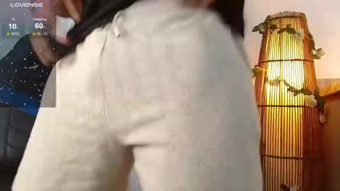 Snapshot of tom_muscle1 chatting on 02.18.25 Tom muscle1 online show from 02.18.25