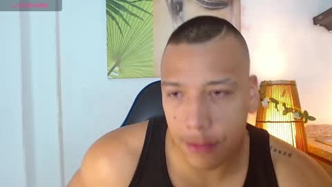 Snapshot of tom_muscle1 chatting on 02.23.25 Tom muscle1 online show from 02.23.25