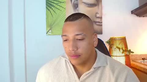 Snapshot of tom_muscle1 chatting on 02.26.25 Tom muscle1 online show from 02.26.25