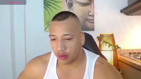 Snapshot of tom_muscle1 chatting on 03.01.25 Tom muscle1 online show from 03.01.25