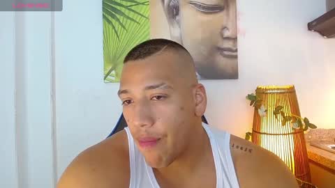 Snapshot of tom_muscle1 chatting on 03.01.25 Tom muscle1 online show from 03.01.25