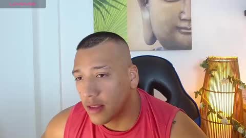 Snapshot of tom_muscle1 chatting on 03.08.25 Tom muscle1 online show from 03.08.25