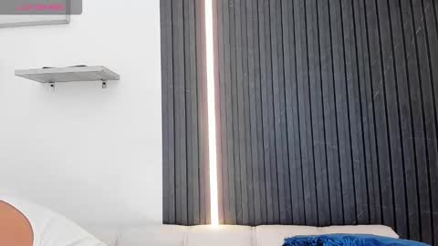 Snapshot of tom_muscle1 chatting on 09.10.25 Tom muscle1 online show from 09.10.25