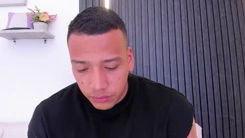 Snapshot of tom_muscle1 chatting on 09.24.25 Tom muscle1 online show from 09.24.25