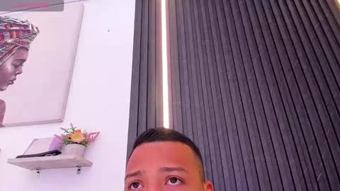 Snapshot of tom_muscle1 chatting on 09.26.25 Tom muscle1 online show from 09.26.25