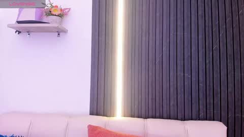 Snapshot of tom_muscle1 chatting on 09.28.25 Tom muscle1 online show from 09.28.25