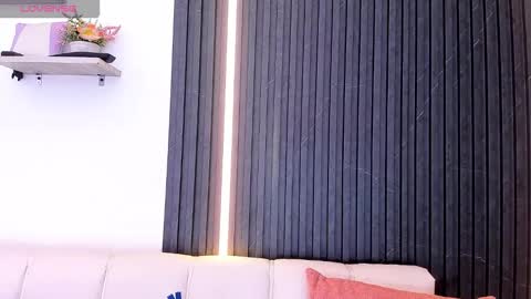 Snapshot of tom_muscle1 chatting on 10.15.25 Tom muscle1 online show from 10.15.25