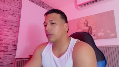 Tom muscle1 online show from 12.22.25