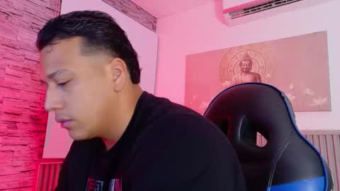 Snapshot of tom_muscle1 chatting on 02.16.26 Tom muscle1 online show from 02.16.26