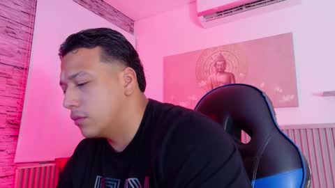 Snapshot of tom_muscle1 chatting on 02.20.26 Tom muscle1 online show from 02.20.26