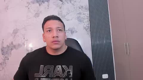 Snapshot of tom_muscle1 chatting on 02.22.26 Tom muscle1 online show from 02.22.26