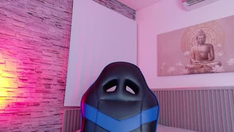 Snapshot of tom_muscle1 chatting on 02.26.26 Tom muscle1 online show from 02.26.26