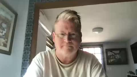 Hola online show from 02.14.25