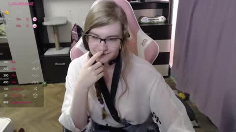 tomato_tease online show from 10.21.25