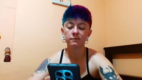 Snapshot of tomboyblue chatting on 06.25.26 Blue online show from 06.25.26