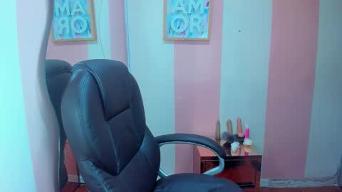 tomboygirl69 online show from 11.19.25