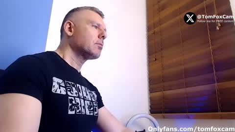Snapshot of tomfoxcam chatting on 01.29.25 Tom Fox online show from 01.29.25