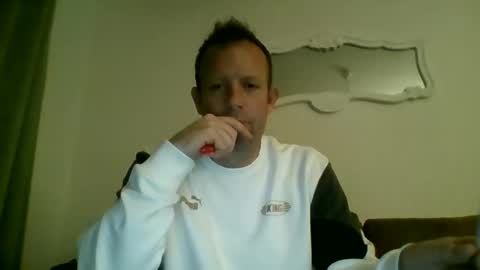 tomhubz online show from 11.16.25