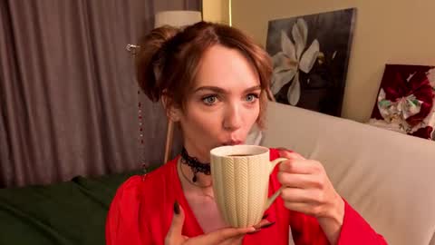Snapshot of tomikavilandre chatting on 07.27.26 Lana online show from 07.27.26