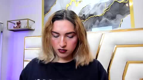   online show from 12.05.25