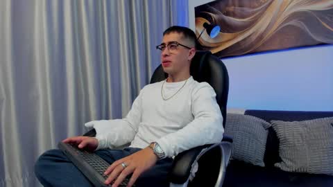 Tomas online show from 04.02.26