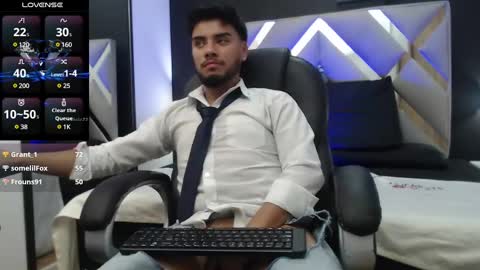 Snapshot of tommidubois1 chatting on 12.19.24 tommidubois1 online show from 12.19.24