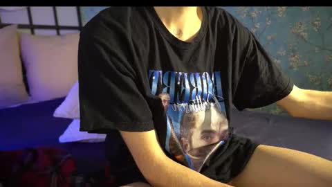 Snapshot of tommiehi chatting on 10.17.25 Tommie online show from 10.17.25