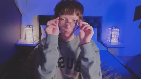 Snapshot of tommiehi chatting on 10.19.25 Tommie online show from 10.19.25