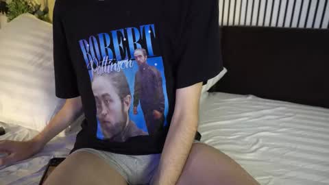 Snapshot of tommiehi chatting on 10.23.25 Tommie online show from 10.23.25