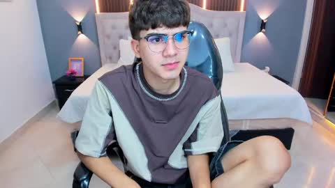 Tommy  online show from 05.09.26