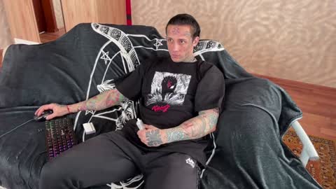 Tommy and Katana online show from 02.01.25